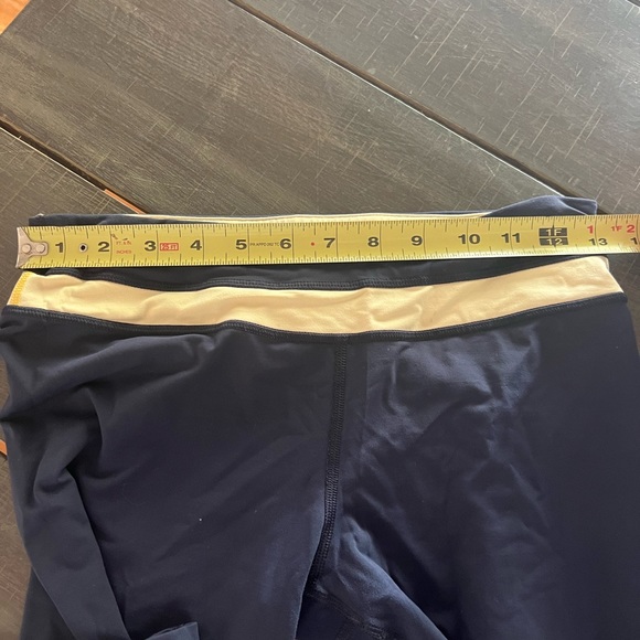 Lululemon capri leggings - Picture 10 of 10